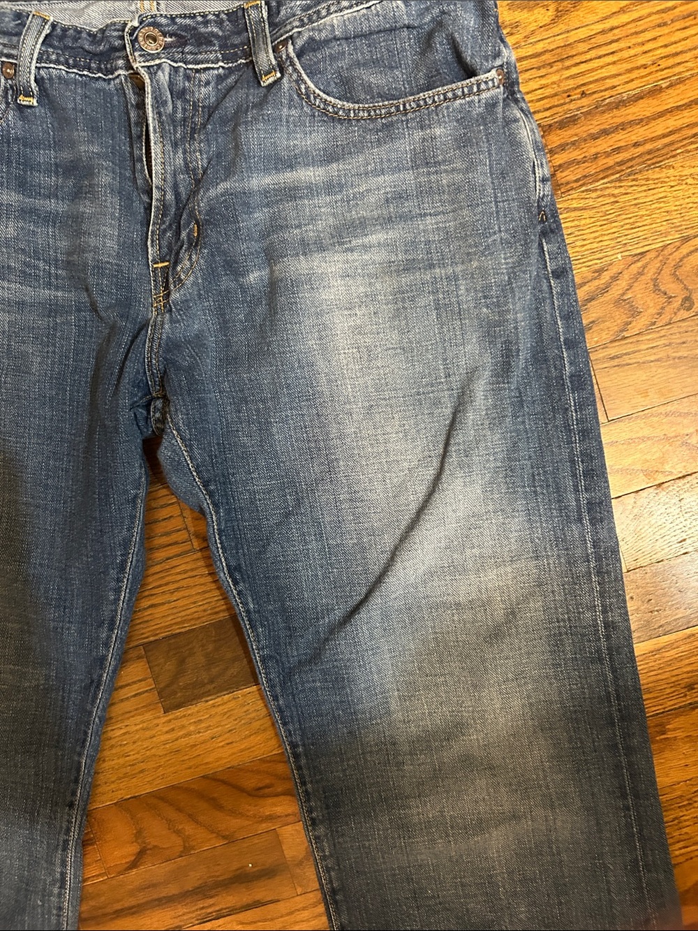 Ag Adriano Goldschmied Men's Bootcut Jeans in Medium Blue Wash - Picture 4 of 16
